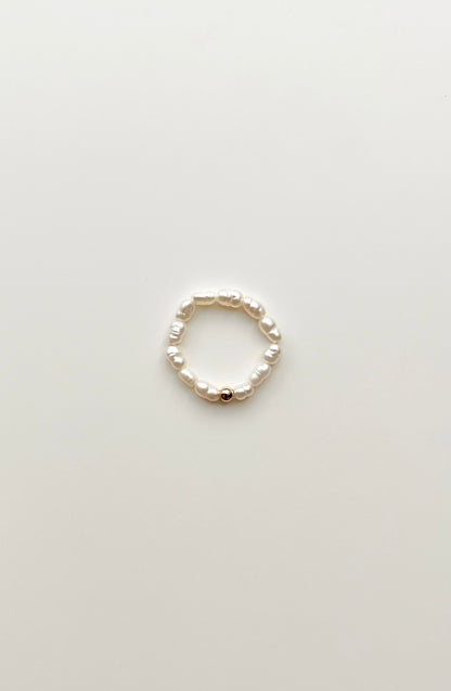 Mini Pearl Ring